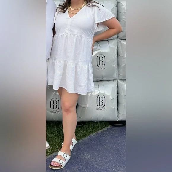 Universal Thread White Dress - Picture 1 of 8